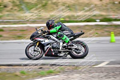 media/Mar-10-2024-TrackXperience (Sun) [[cef06d0f9a]]/Group 3/Session 4 (Turn 14)/